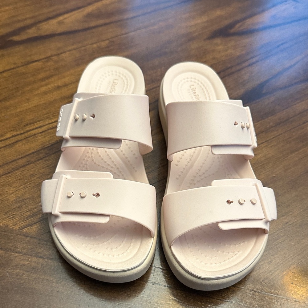 CROCS “Lite Ride” Women’s Sandals